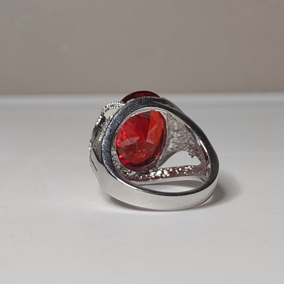 Large Bright Red And Silver Tone Ring Size 9.75 - Picture 5 of 13